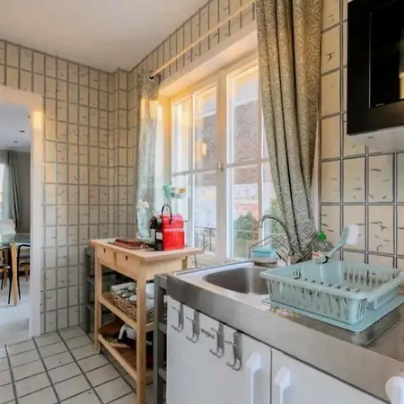 Cosy Close To Bruxelles South Charleroi Airport